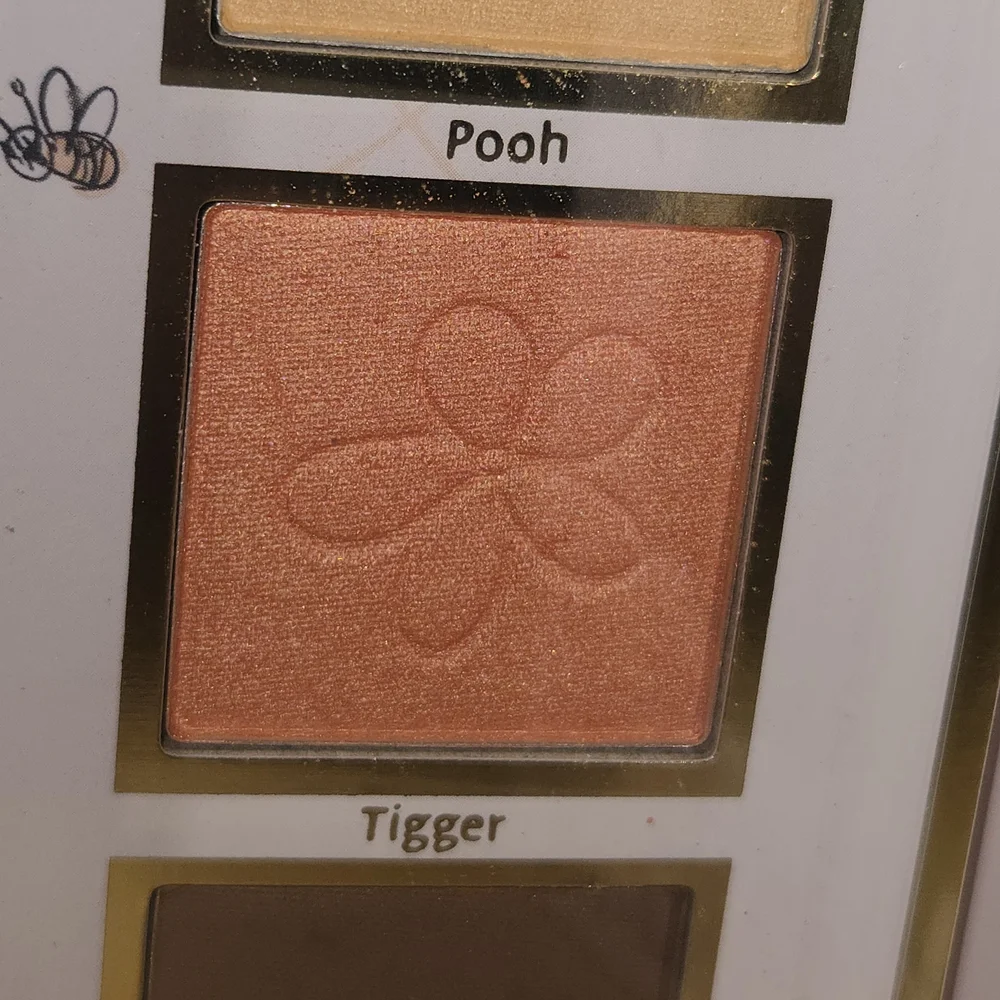 Disney Winnie the Pooh Eyeshadow Palette